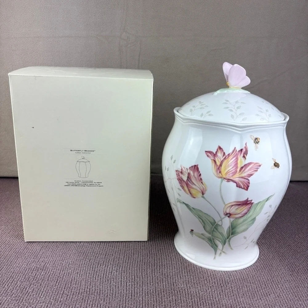 Lenox Butterfly Meadow Large Canister Louise Le Luyer Porcelain Pink Butterfly